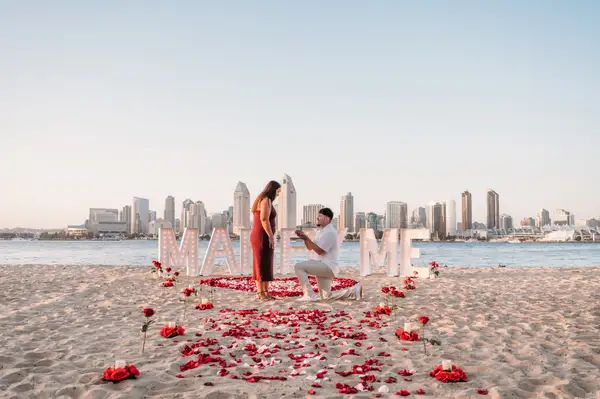 SoCal Light Letters Down on One Knee